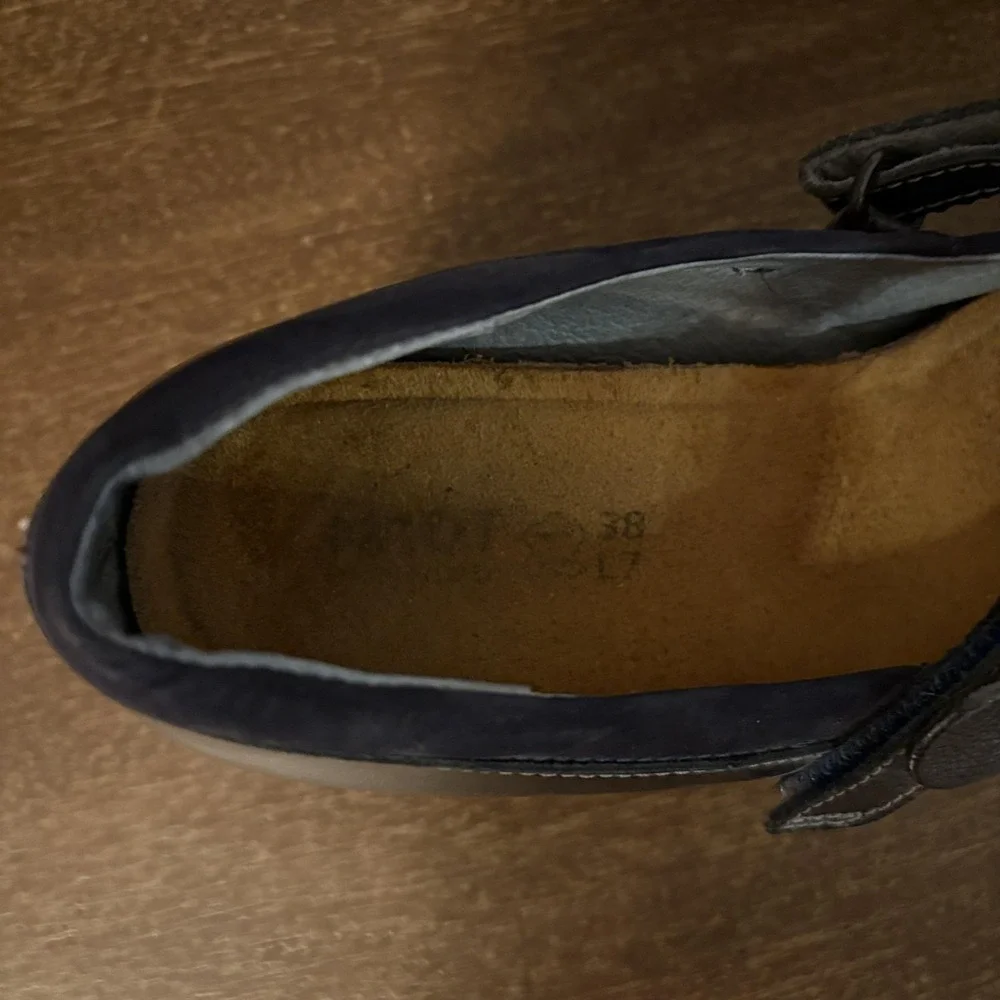 Naot Mary‎ Jane Shoes Womens Size 7 38 Gray Leather Wedge Comfort Walking